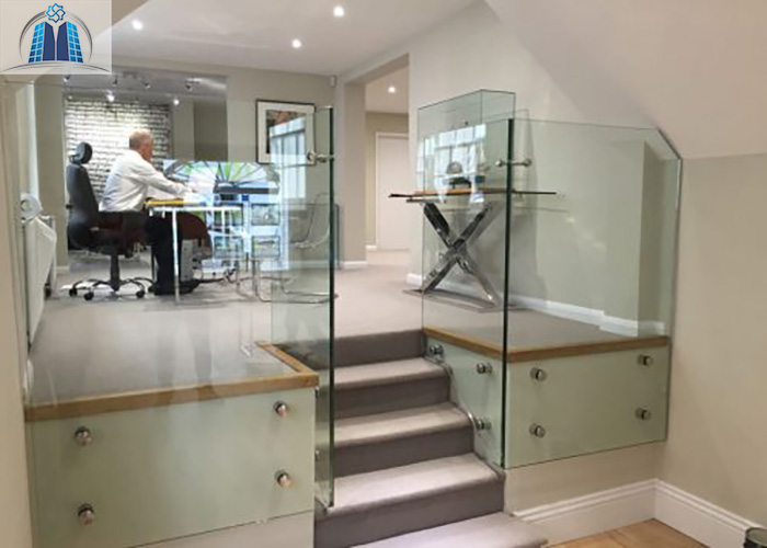 ALUMINIUM , GLASS STAIRCASE